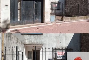 Casa en  Calle 4 371, Mercedes, Provincia De Buenos Aires, Arg