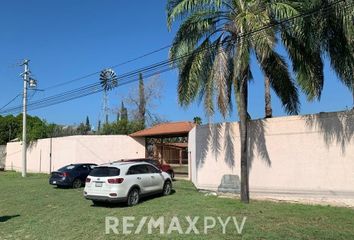 Quinta en  Carretera Ciudad Victoria-monterrey, Hualahuises, Nuevo León, Mex