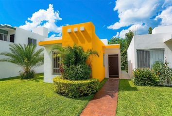 Casa en  Diamante Paseos De Opichen, Mérida, Yucatán