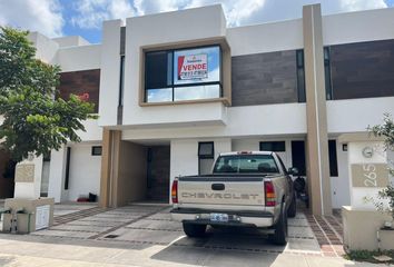 Casa en  Magisterial, León