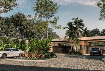 Lote de Terreno en  Pueblo Temozon Norte, Mérida, Yucatán