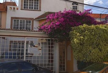 Casa en  Jardines Bellavista, Tlalnepantla De Baz