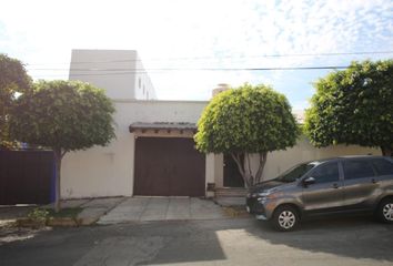 Casa en  Lomas De Atzingo, Cuernavaca, Morelos