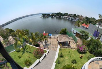 Casa en  Pueblo Tequesquitengo, Jojutla