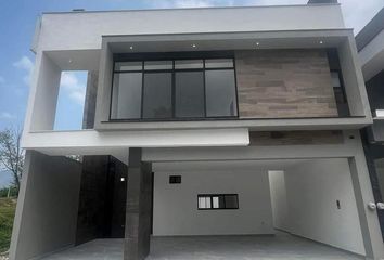 Casa en  El Barrial, Santiago, Nuevo León