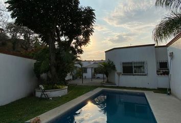 Casa en  Lomas De Jiutepec, Jiutepec, Morelos