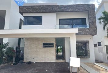 Casa en  Lagos Del Sol, Cancún, Quintana Roo