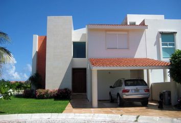 Casa en  Zona Hotelera, Cancún, Quintana Roo