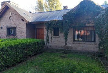 Casa en  Fisherton, Rosario