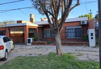 Casa en  Granadero Baigorria, Santa Fe