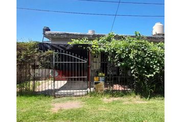 Casa en  Granadero Baigorria, Santa Fe