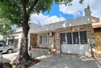 Casa en  Villa Urquiza, Capital Federal