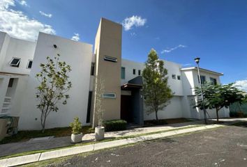 Casa en  El Pueblito, Corregidora, Corregidora, Querétaro