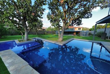 Casa en  La Venta Del Astillero, Zapopan, Jalisco