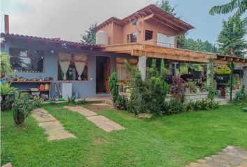 Casa en  Avándaro, Valle De Bravo