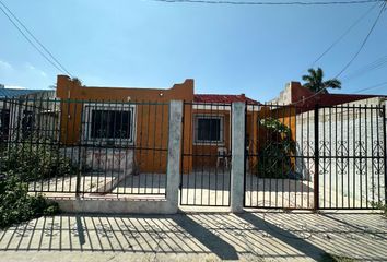 Casa en  Yucalpeten, Yucatán