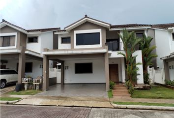 Casa en  Rufina Alfaro, San Miguelito