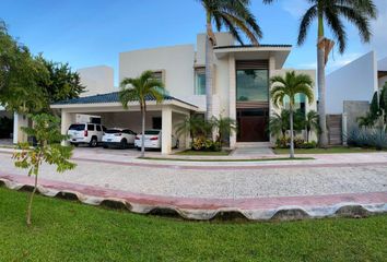 Casa en  Lagos Del Sol, Cancún, Quintana Roo