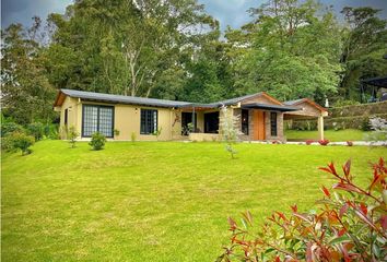 Casa en  La Ceja, Antioquia