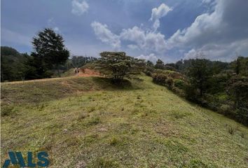 Lote de Terreno en  Poblado, Medellín