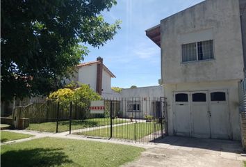 Casa en  Bernardino Rivadavia, Mar Del Plata