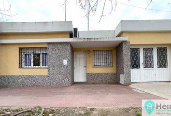 Casa en  Calle Lisandro De La Torre 817, Rafaela, Castellanos, S2300, Santa Fe, Arg