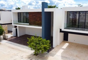 Casa en condominio en  Calle 18 108-108, Cholul, Mérida, Yucatán, 97305, Mex