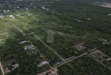Lote de Terreno en  Chichi Suárez, Mérida, Yucatán