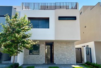 Casa en condominio en  Paseo Del N, Zapopan, Jalisco, 45222, Mex