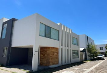 Casa en condominio en  Avenida Paseo De La Estrella 1177, Solares Althea, Zapopan, Jalisco, 45019, Mex