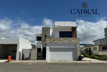 Casa en  Adolfo Ruiz Cortines, Ensenada