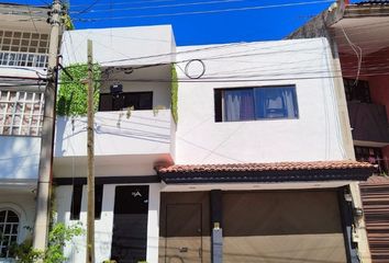 Casa en  Calle Arabescato 118-1, Lomas Del Mármol Sección Ii, Heróica Puebla De Zaragoza, Puebla, 72574, Mex