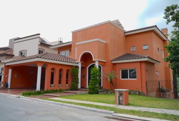 Casa en  Sierra Alta 2 Sector, Monterrey