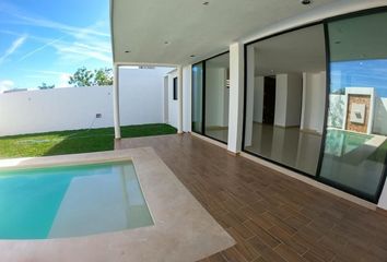 Casa en condominio en  Calle 21, Conkal, Yucatán, 97345, Mex