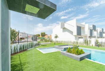 Bungalow en  Distrito 2 - Urbanizaciones - Los Naúfragos, Torrevieja