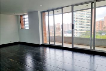 Apartamento en  El Tesoro, Medellín