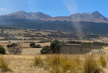 Lote de Terreno en  Cacalomacán, Toluca