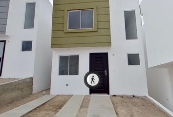 Casa en  Calle Popocatépetl, Aztlán, Playas De Rosarito, Baja California, 22705, Mex