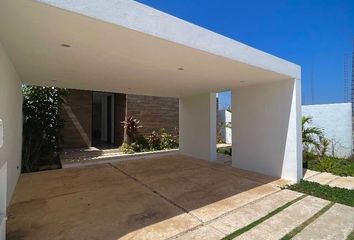 Casa en condominio en  Avenida 21, Mérida, Yucatán, 97305, Mex