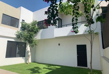 Casa en condominio en  Palmira Tinguindin, Cuernavaca, Morelos