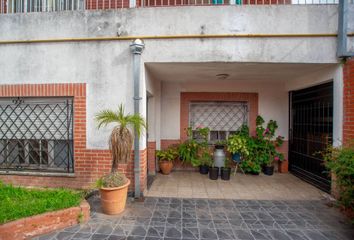 Casa en  Villa Adelina, Partido De San Isidro
