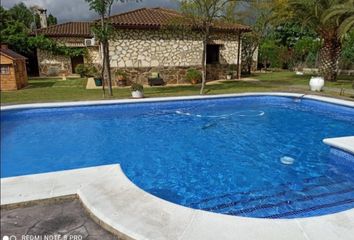 Chalet en  La Carlota, Córdoba Provincia