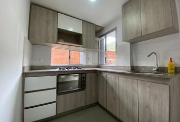 Apartamento en  Loma De Los Bernal, Medellín