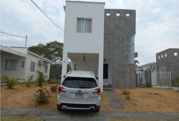 Se Vende Casa en PH The Village Beach Residences en San Carlos