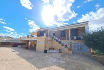 Chalet en  La Pobla Llarga, Valencia/valència Provincia