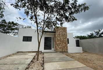 Casa en  Calle 21, Conkal, Yucatán, 97345, Mex