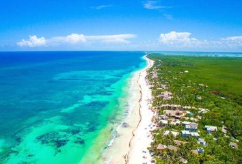 Lote de Terreno en  Avenida Tulum, Tulum, Quintana Roo, 77760, Mex