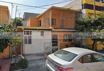 Casa en  Calle Profesor Germán Almaraz 171-385, La Victoria, Guadalupe, Nuevo León, 67110, Mex