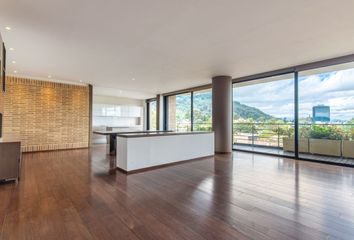 Apartamento en  Santa Barbara Norte, Bogotá