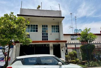 Casa en  Retorno 2 Mariquita Sánchez 162, Culhuacán Ctm Sección Vi, Coyoacán, Ciudad De México, 04480, Mex